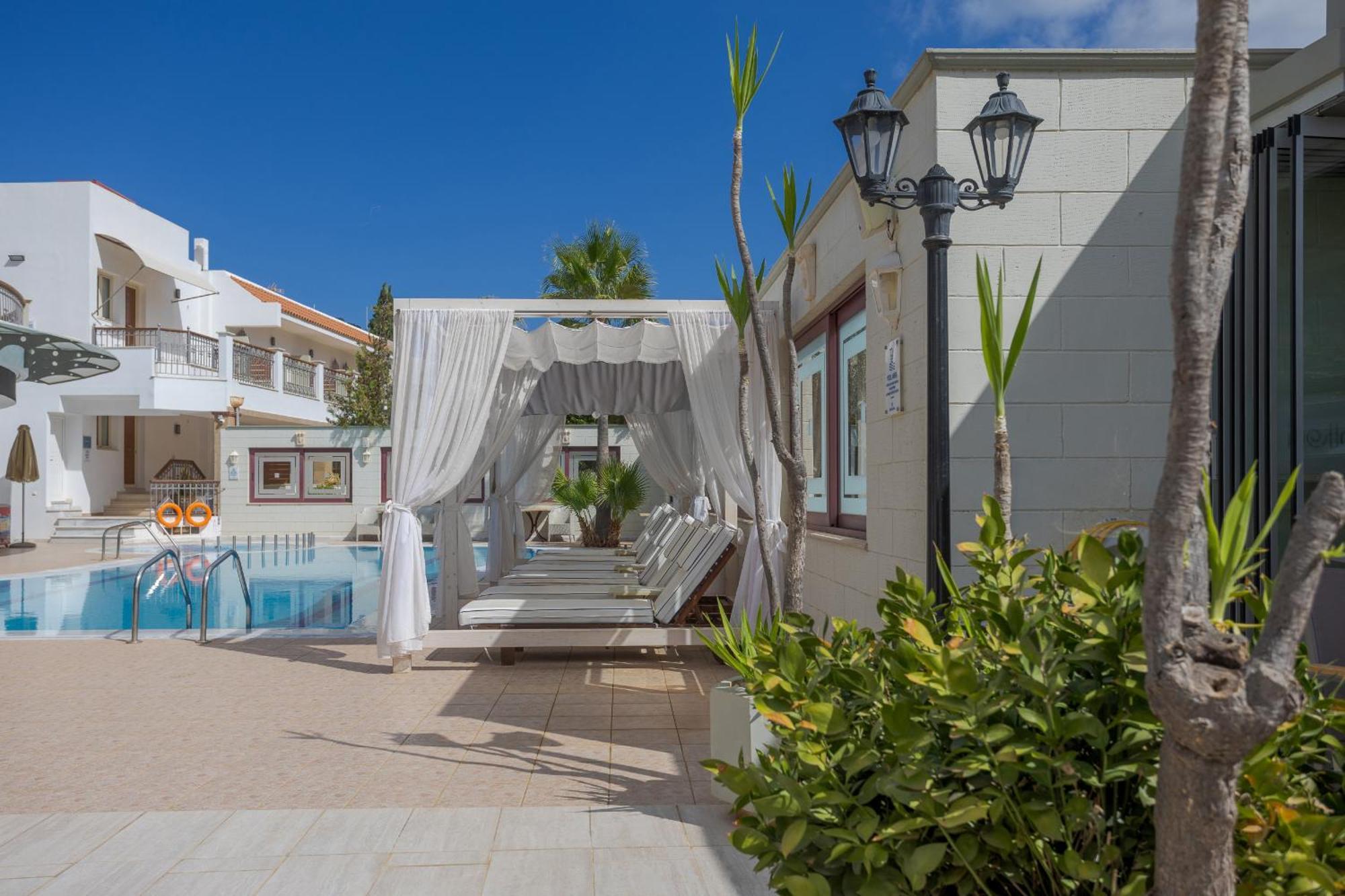Bella Elena By Estia Aparthotel Malia Eksteriør bilde